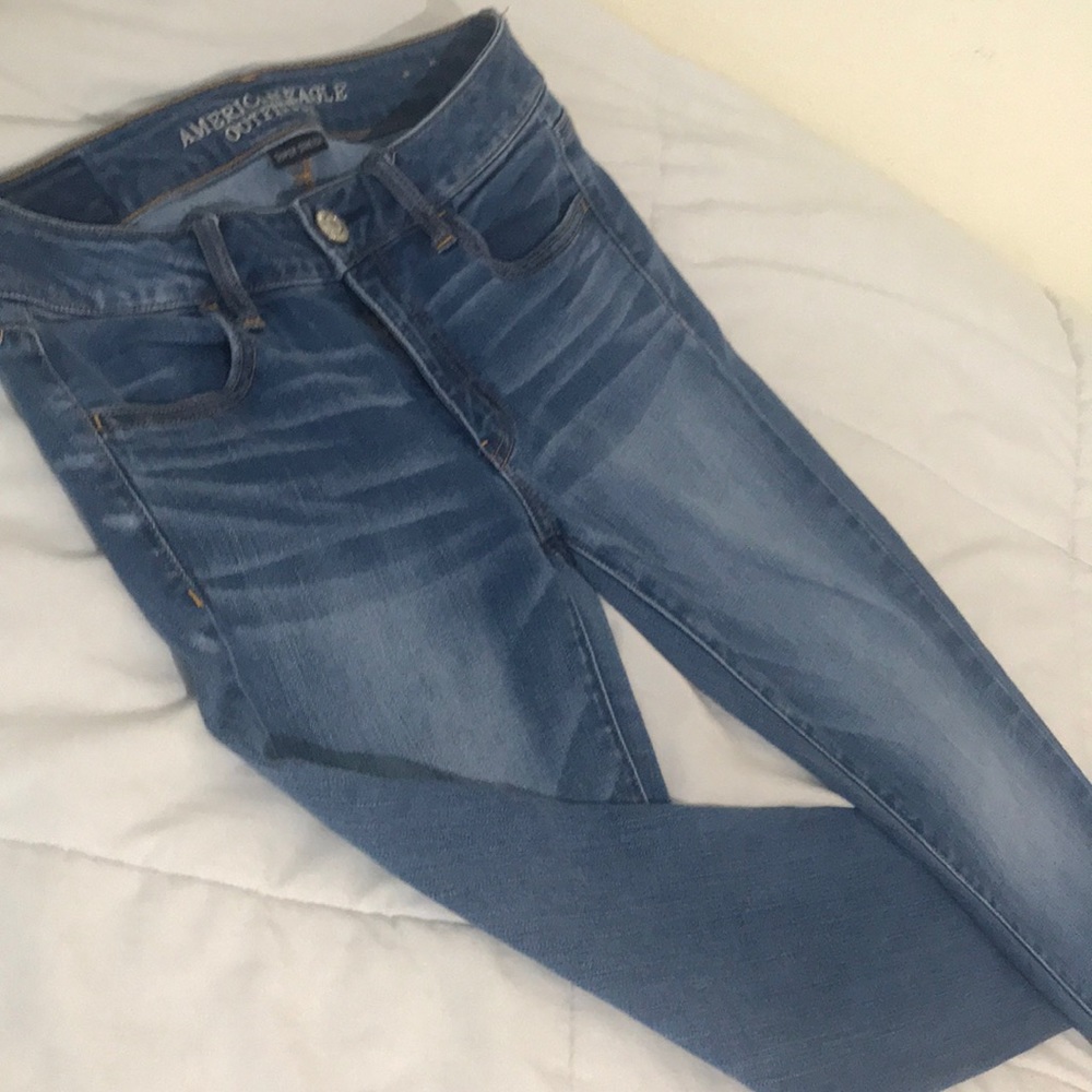 American Eagle jean size 4